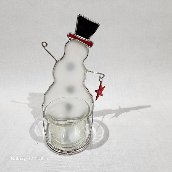 Stained glass snowman with star and candle holder. - Picture 9 of 9